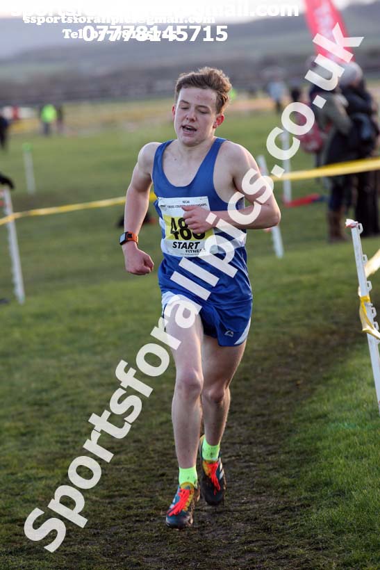 Mens under-17s North Eastern Cross Country, Redcar. Photo:  David T. Hewitson/Sports for All Pics